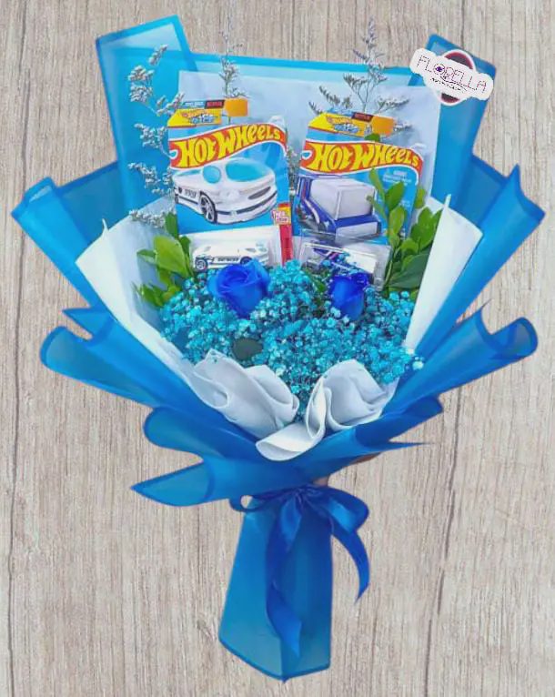 Ramo azul con carritos Hot Wheels — Florella