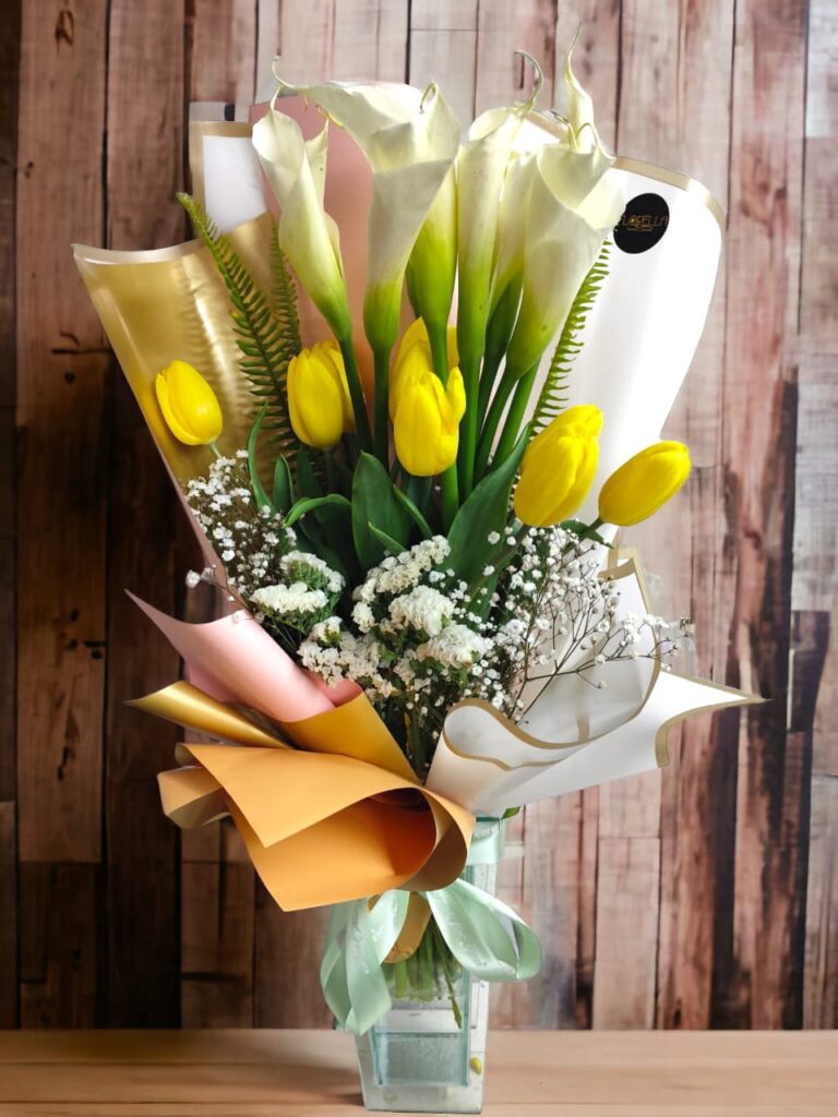 Ramo de tulipanes y alcatraces — Florella
