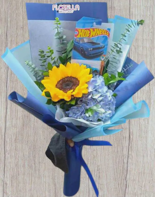 Ramo de girasol con Hot Wheels — Florella