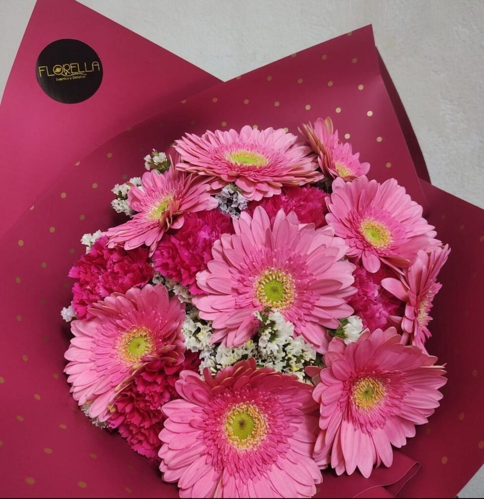 Ramo de gerberas rosadas — Florella
