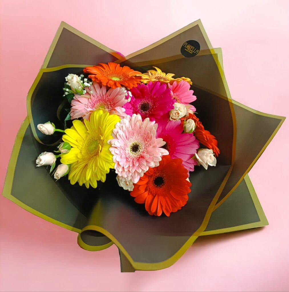 Ramo de gerberas multicolor — Florella